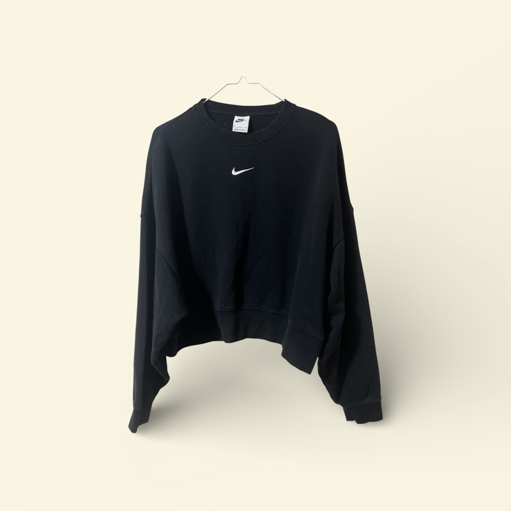 Nike Women's Black Crew Neck Sweater